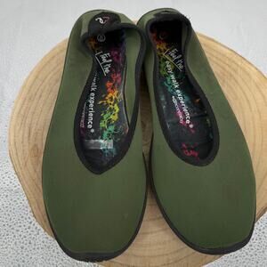 Arcopedico Lolita Slip On Shoes Women Size 40 US 9 Green Light Weight Comfort